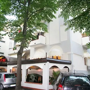 https://hotel-trio-doro.emilia-romagnahotels.net
